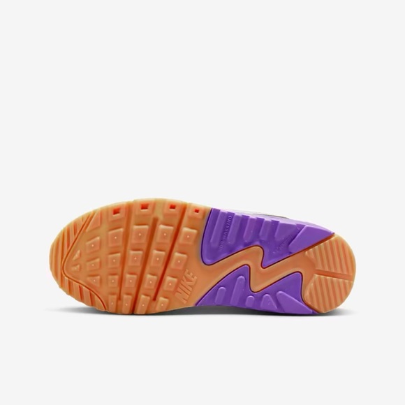 Nike Air Max 90 LTR
Big Kids' Shoes
White/Phantom/Citron Tint/ Action Grape - Picture 6 of 16